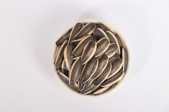 Buy Inner Mongolia Sunflower Seeds in Shell 200 Tons Monthly Supply for Performance online manufacture
