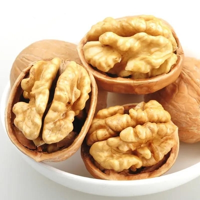 Amazon’s best-selling products Premium Walnut Kernel Fresh Raw Shelled Walnut Halves And Pieces hot sale on Amazon